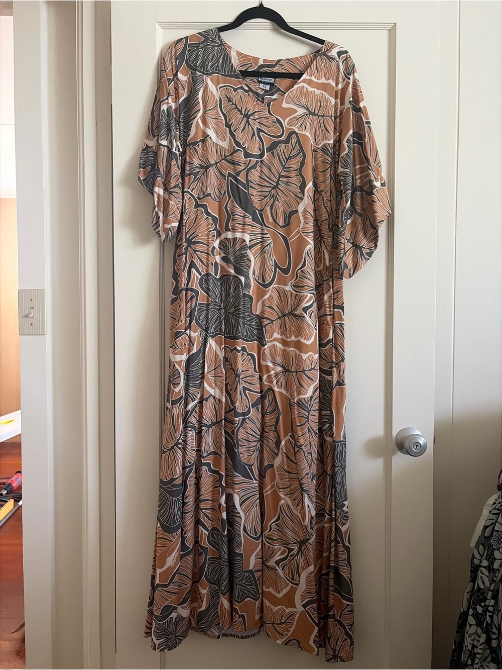 Manuhealii Tan and Black Floral Maxi Dress